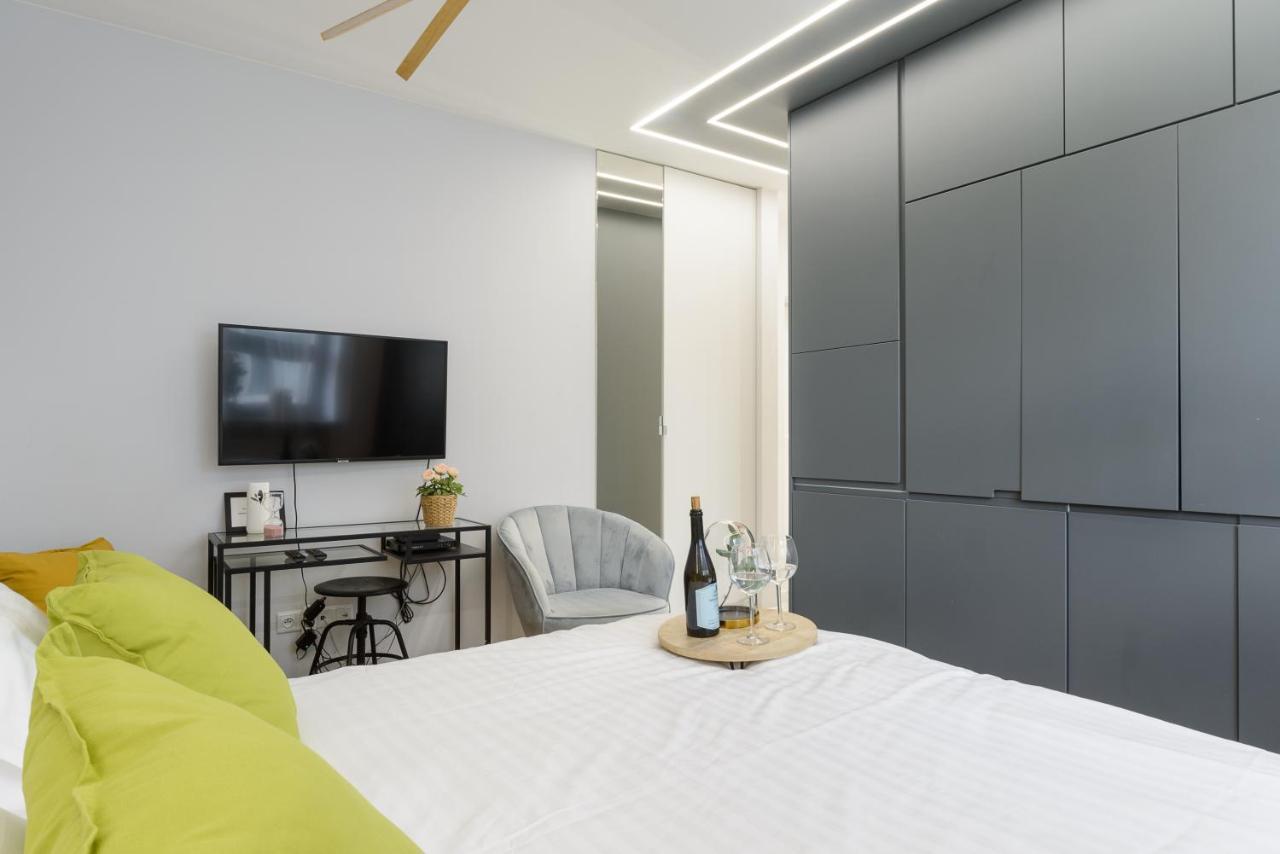 Luxury Apartments Near Warsaw Uprising Museum Екстериор снимка